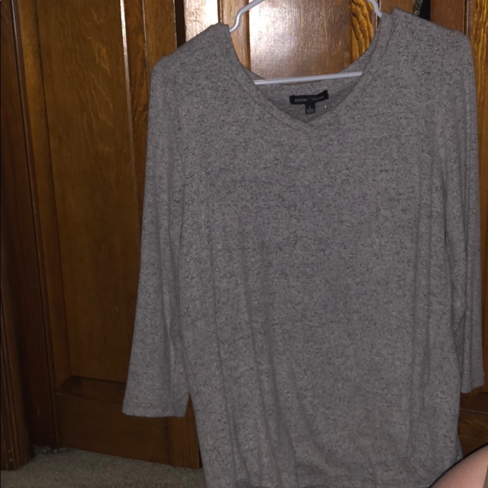 Soft gray long sleeve!